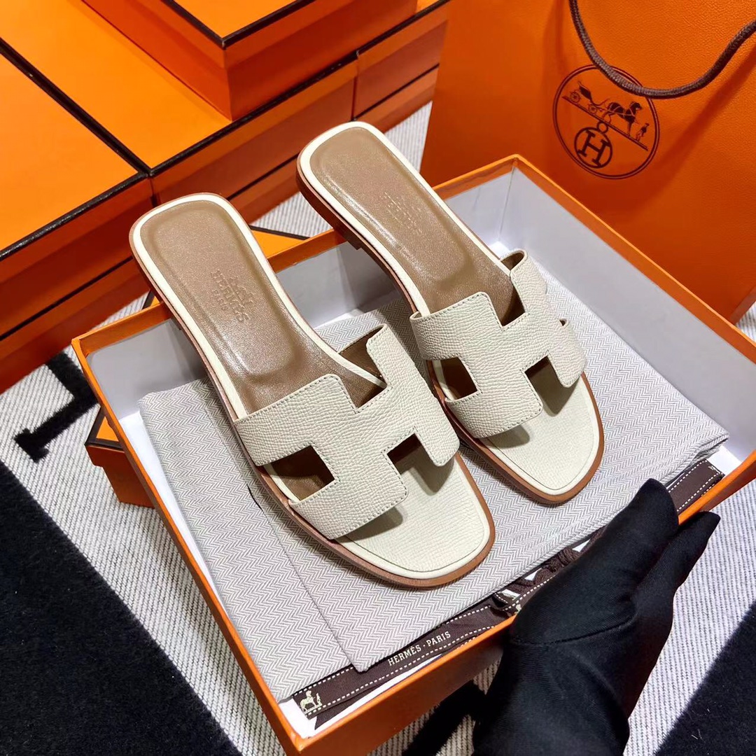 에르메스 올수공 오란 슬리퍼 샌들 앱송 116